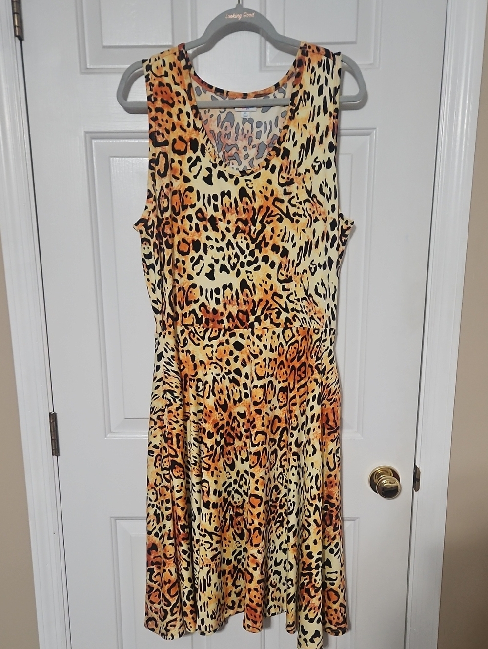 LuLaRoe Xl Nicki Sleeveless Leopard Midi Dress in Yellow and Orange Tones